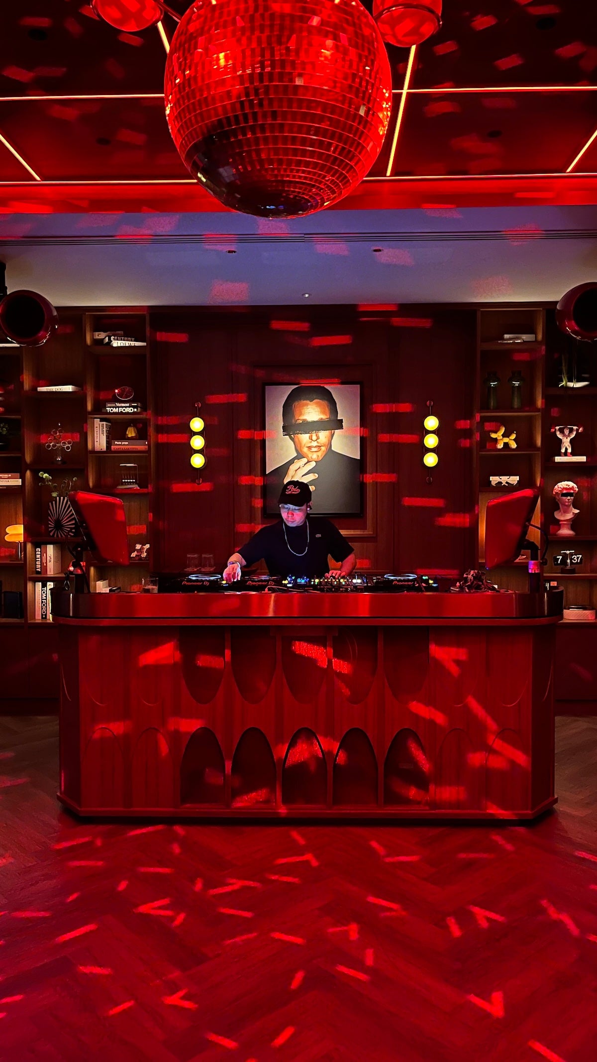 APT 101 bangkok thailande soirée bar boite